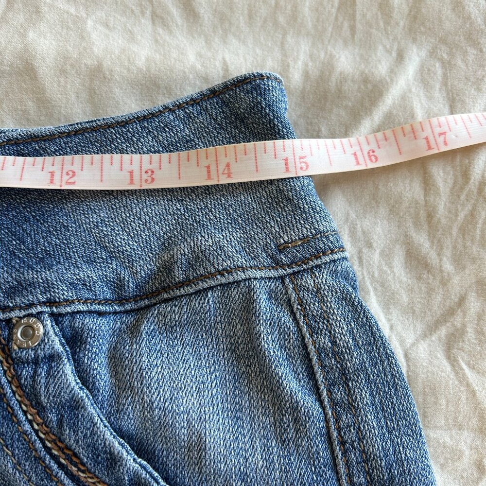 Ladies Mudd Jeans Shorts Size 11 98% Cotton 2% Spandex Spring Summer Travel - Picture 7 of 11
